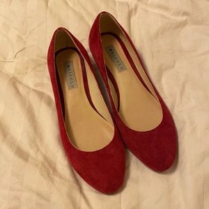 Nisolo women’s ballet flat.